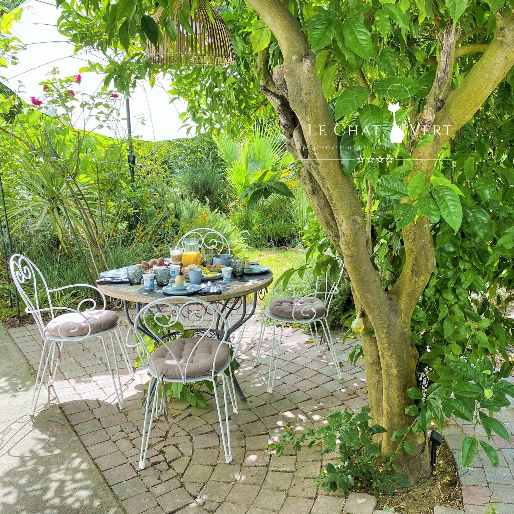 Le Chat Vert - Appartements Adults Only Saint-Andre  Exterior photo